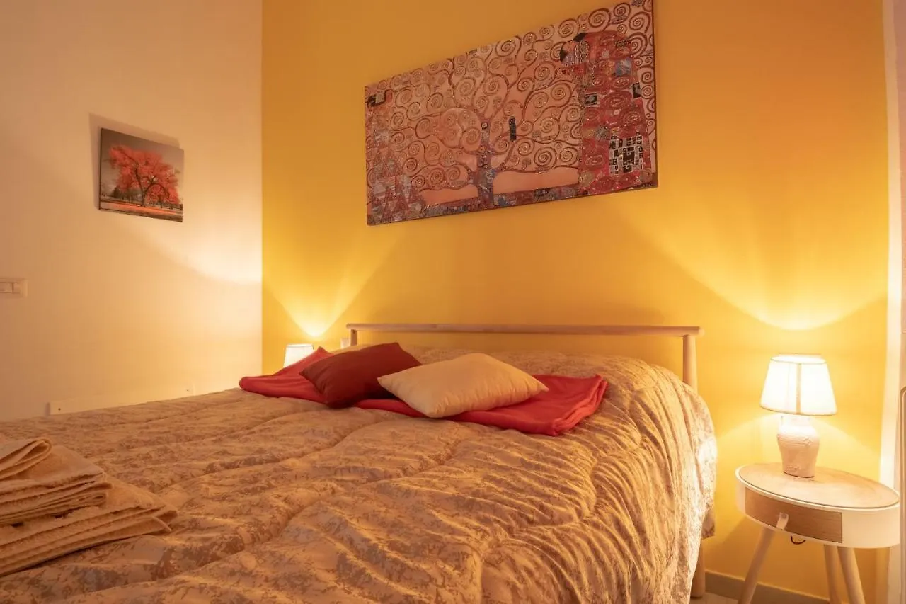 Arpa Apartments Bologna Center Italy